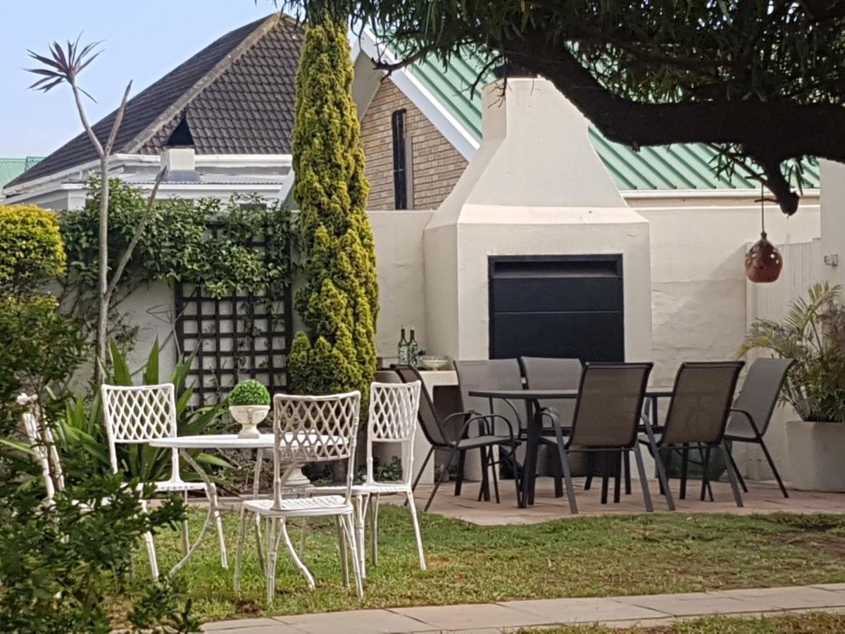 Bed and Breakfast Urban Manor Port Elizabeth Exterior foto