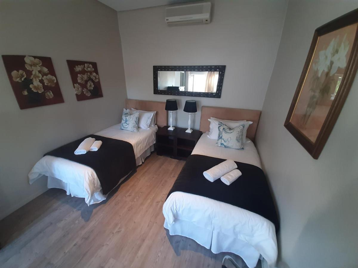 Bed and Breakfast Urban Manor Port Elizabeth Exterior foto