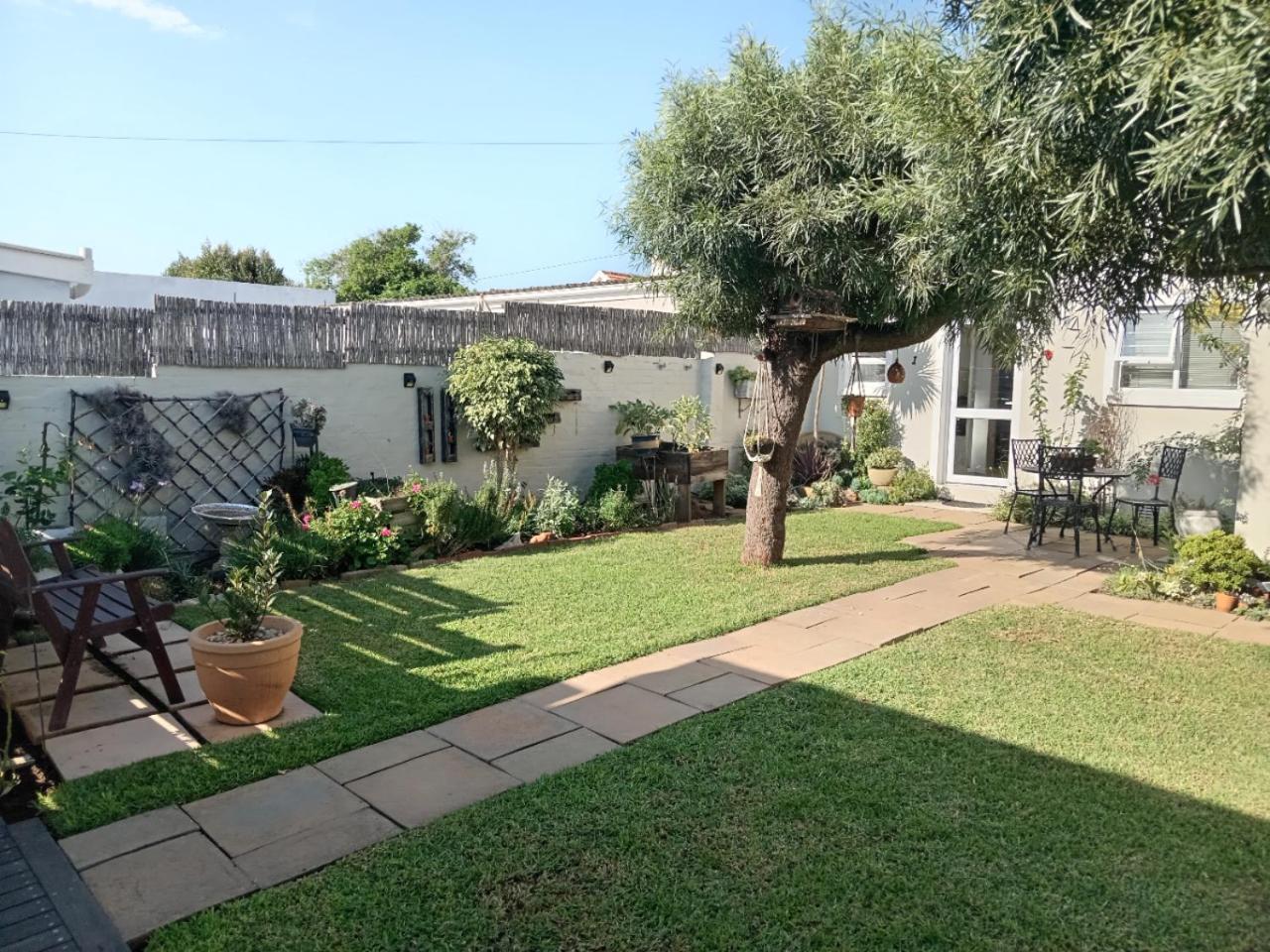 Bed and Breakfast Urban Manor Port Elizabeth Exterior foto